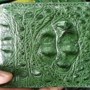 small-humped-back-crocodile-wallet-men