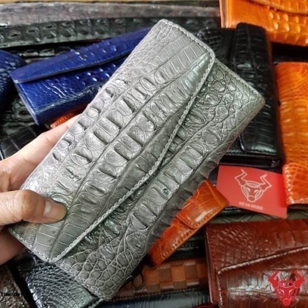 MC-Luxury-store-crocodile-purse-for-women